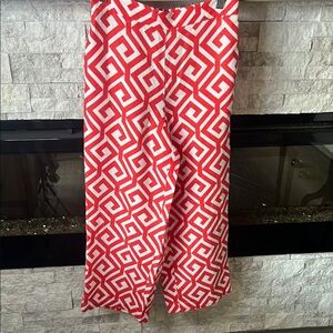 Boden Red and White Geometric Capris